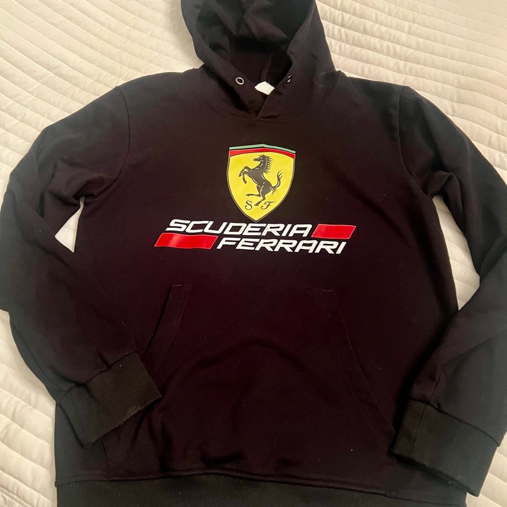 Scuderia Ferrari Black Hoodie Iconic Prancing Horse